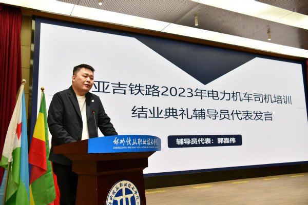 对照阅读半岛online(中国)官网